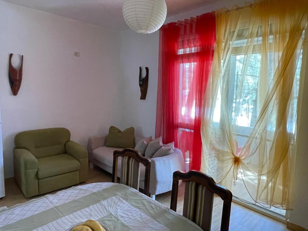 Vacation Home Dibra Velipojë Esterno foto